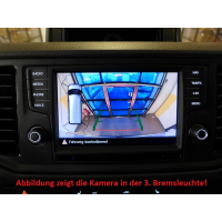 Zestaw doposażeniowy oryginalnej kamery cofania VW do Volkswagena Craftera SY / SZ - miejsce montażu = listwa uchwytu