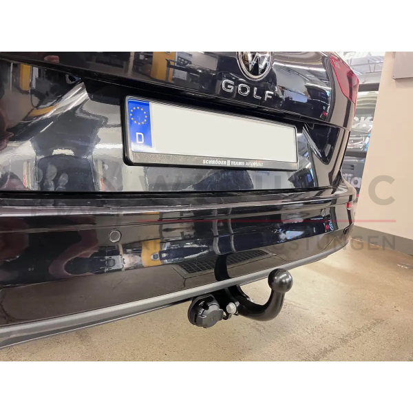 Retrofitting a trailer hitch in the VW Golf 8 (complete including coding)