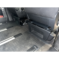 Obrotowa konsola fotela pasażera do VW T6.1 z trzecim akumulatorem pod siedzeniem