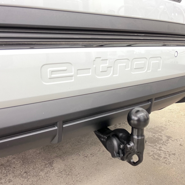 Codierung Freischaltung einer nachgerüsteten AHK Anhängerkupplung im Audi Q4 e-tron inkl. SFD-Freischaltung