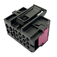 Stecker Flachkontaktgehaeuse mit Kontaktverriegelung...