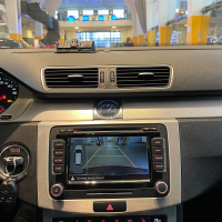 Nachrüstset Original Volkswagen Rückfahrkamera für VW Passat B7 Variant, Kamera High mit dynamischen Hilfslinien