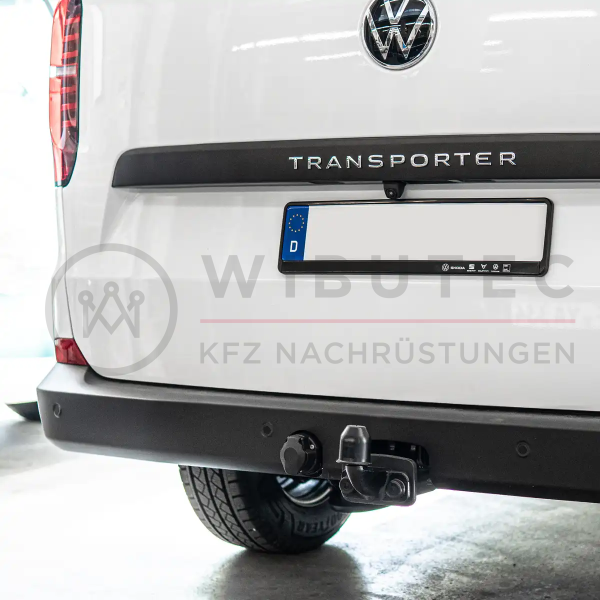 Retrofitting a trailer hitch in the VW T7 Transporter Type TV (based on a Ford)