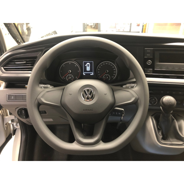 No multifunction steering wheel installed (vehicle without rear wiper, without MFA)